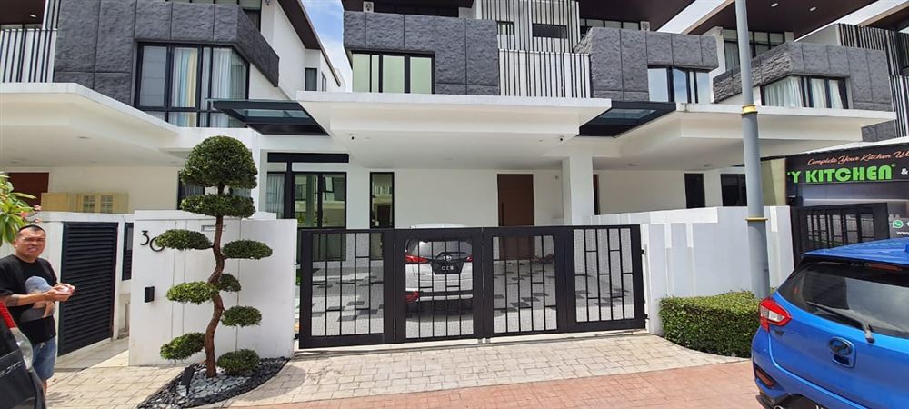 Modern landed home with DOMOS home automation